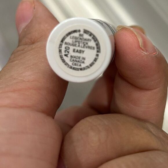 Smashbox lipstick  - Picture 3 of 3